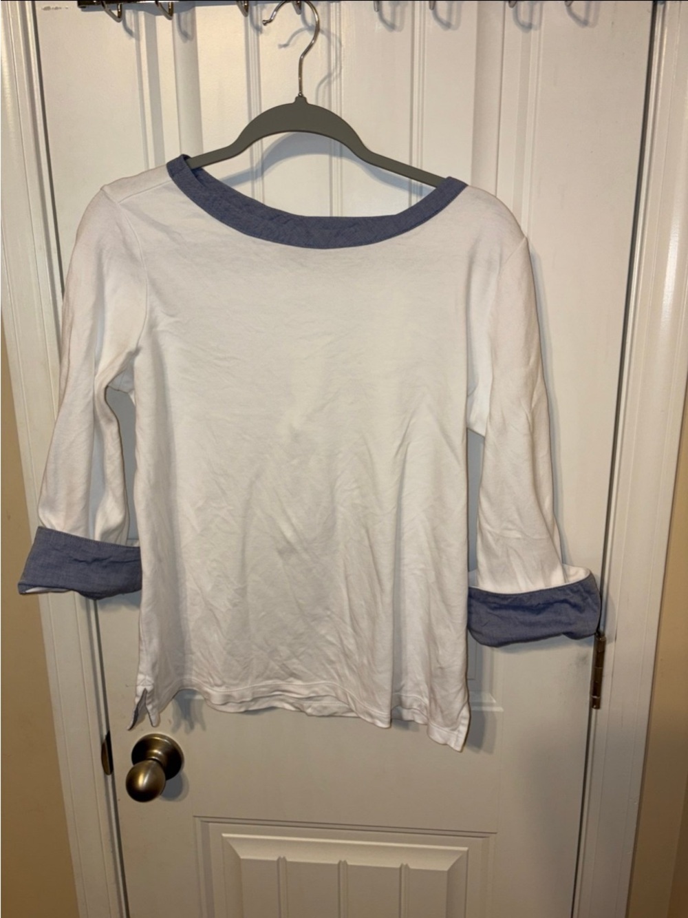 EUC Nautica White Long-Sleeve Tee with Blue Trim L